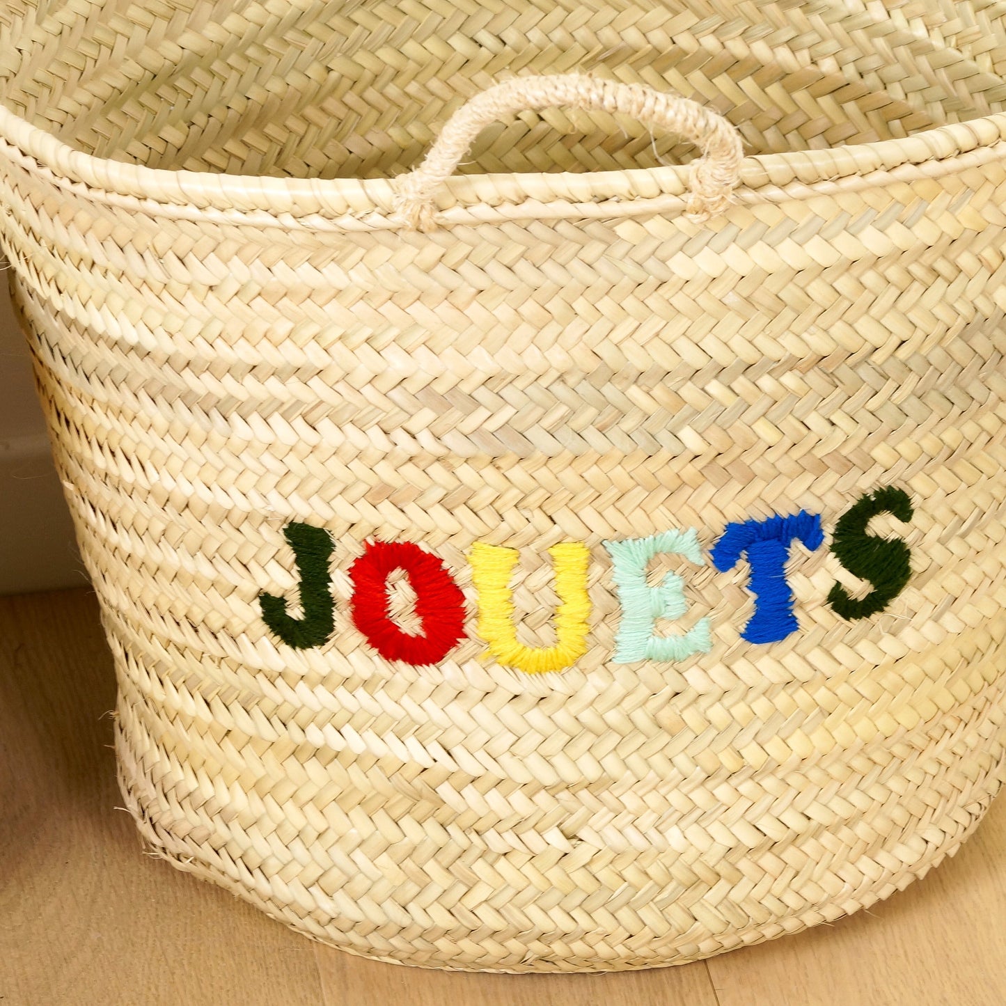 Panier en feuilles de palmier - jouets